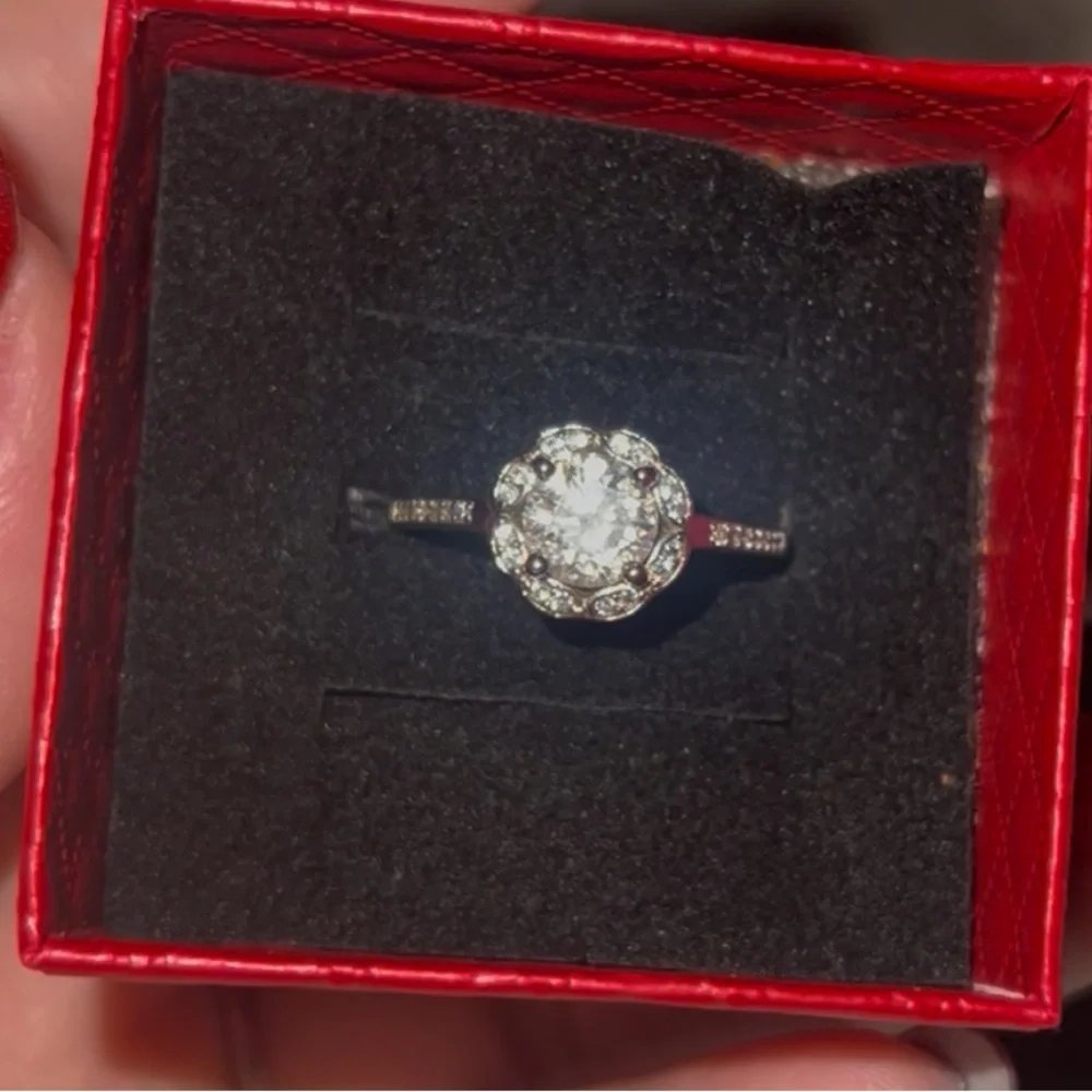 Adjustable Sterling Silver Moissanite Diamond Ring - Picture 5 of 6